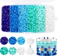 Détail macro du kit de perles Heishi en 6 couleurs avec perles alphabet et fil élastique - Série Bleue (6000pcs) avec Cordon