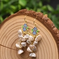 Pendientes de Flor Pequeña de Perla Barroca