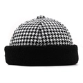 Berretto classico pied-de-poule con bordo in pile di agnello nero per l'inverno - 56-60cm / Pied de poule nero con pile nero