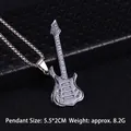 Colgante de guitarra eléctrica de acero inoxidable plateado para amantes del rock - Guitarra Plateada Brillante (Guitarra N.º 10 + Cadena de Acero 70cm)