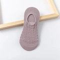 Women's light purple mesh invisible boat socks with breathable hollow knit pattern - One Size / Purple