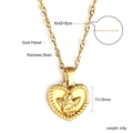 Détails du collier à pendentif coeur plaqué or avec ange en relief et dimensions - Style de Relief Coeur d'Ange (NE2A2401G)