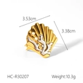 Dettaglio anello a conchiglia bicolore con perla, dimensioni 3,53cm x 3,38cm mostrate - Stile Oceano Conchiglia Corallo (HC-R30207) / Oro Argento Bicolore (HC-R30207)