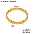 Detailansicht eines 0,3 cm breiten geometrischen Goldrings aus Edelstahl mit Maßen - US 6 / Gold