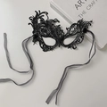 Elegante maschera in pizzo nero con nastri lunghi per costumi da festa di Halloween - Maschera in Pizzo Nero C (Stile Classico)