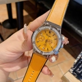 Elegante Dinimi Damen-Quarzuhr mit diamantbesetzter Lünette und leuchtend orangefarbenem Silikonband - Orange