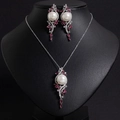 Set collana e orecchini in argento con perle bianche e accenti di zirconi rosa - Rosso