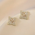 Elegant gold-plated flower stud earrings featuring marquise-cut marquise-cut zircons - Four-Pointed Star Zirconia Style (E0632) / Gold
