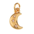 Macro de colgante de luna dorada con circonitas incrustadas y un pequeño anillo superior - Luna creciente
