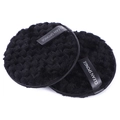 Zwei runde schwarze Plüsch-Reinigungsschwämme mit weißem Clean Sponge Band Detail - 2 Stück/Set / Schwarz