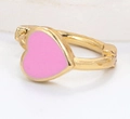 Goldener Creolen-Ohrring mit rosa Herz-Emaille-Anhänger für einen trendigen Look - Rosa