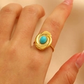Retro Goldring aus Edelstahl mit Türkisstein und floralem Wirbeldesign, verstellbar - Vortex Petal Ovaler Stil (DZ-267) / Gold / Türkis
