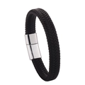 Dettaglio del bracciale in pelle intrecciata nera con chiusura magnetica in argento lucido - Chiusura Argento + Pelle Nera
