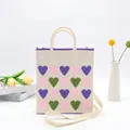 Gestrickte Tragetasche mit bunten Herzmustern, Tragegriffen und Schultergurt - Herz Handytasche-Beige Rosa Lila