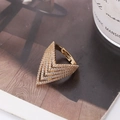 Goldener mehrlagiger V-förmiger offener Ring mit Mikro-Pavé-Zirkonia-Steinen für Damen - Einstellbar Offen / Gold