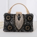 Luxuriöse schwarze Abendtasche mit floralen Strasssteinen und goldenem Griff - Schwarz