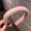 Plush faux fur headband in soft pink, thick U-shaped non-slip winter hair accessory - Pink