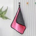 Pink and grey double-sided microfiber towel with hanging loop for home cleaning - 25*25cm (400gsm) / Pink