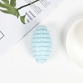 Hellblaues Kauspielzeug aus Gummi für Hunde in Olivenform zur Zahnpflege und Massage - Rugby mit Glocke / 10cm (Ca. 80g) / Blau