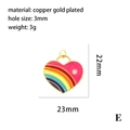 Dettaglio del ciondolo a cuore arcobaleno da 23mm con placcatura in oro 18 carati - Ciondolo Cuore Arcobaleno Rosa (P03595)
