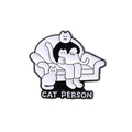 Spilla smaltata gatto bianco e nero con scritta CAT PERSON per borse e vestiti - Stile Illustrazione Persona Gatto (QHXZ2040)