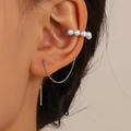 Elegante clip per orecchio con catena a nappa argento e perle bianche senza buco - Avvolgimento per Orecchie Combinazione Perla Argento (X798)