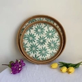 Set of two rattan trays featuring green daisy shell inlay and natural woven edges - Green Flower / 2-Piece Set