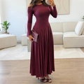 Robe longue plissée élégante bordeaux à manches longues et col dénudé aux épaules - S / Bordeaux