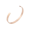 Detalle de brazalete rígido de 6mm en oro rosa con acabado de acero inoxidable cepillado - Oro Rosa (Diámetro Interior 65MM)