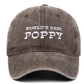 Nahaufnahme der World's Best Poppy Stickerei auf einer gewaschenen braunen Vintage-Kappe - Verstellbar / Kaffeebraun