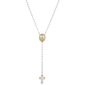 Dettaglio del pendente della Vergine Maria placcato oro 18K con croce in zircone e perle - Catena di Perle Dorate