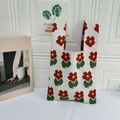 Chic knit tote bag with cream base and red floral jacquard pattern and U-handle - Small Flower Red