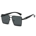 Gafas de sol cuadradas retro de montura negra con detalles metálicos en las varillas - Montura Negra Lentes Gris Negro