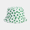 Dettaglio del motivo a quadrifoglio verde su cappello alla pescatora bianco - Taglia unica / Trifoglio Piccolo Reversibile