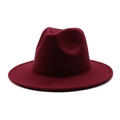 Detalle de la corona clásica y textura en un sombrero fedora de lana granate de ala ancha - Burdeos / M (56-58cm)