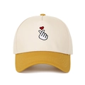 Close-up of heart hand gesture embroidery on two-tone cotton twill baseball cap - Beige Spliced Yellow