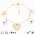 Pulsera con dijes de oro con colgantes de corazones pulidos y perlas blancas sobre fondo blanco - Pulsera Dorada (KB168269-KLX)