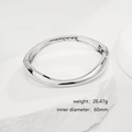 Bracelet géométrique irrégulier minimaliste en argent sur pierre blanche polie - Style Ondulé Simple Épuré (SL239) / Diamètre Intérieur 6cm / Argent