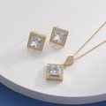 Macro shot of gold-plated square necklace and earrings set with cubic zirconia - Gold Square Clear (HQ0001(29）)