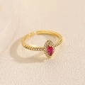 Ρυθμιζόμενο δαχτυλίδι 18K χρυσό με ροζ πέτρα marquise και διακοσμητικά ζιργκόν - Ρυθμιζόμενο Ανοιχτό / Τριανταφυλλί (13572)
