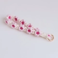 Pink and beige hand-woven daisy floral keychain with golden metal spring buckle - Light Pink