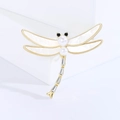 Broche de libélula dorada con perlas blancas, alas de esmalte y cristales brillantes - Dorado