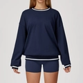 Dunkelblaues Langarm-Sweatshirt-Set mit weißen Streifendetails und passenden Sportshorts - S / Marineblau