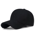 Casquette de baseball noire délavée avec broderie R et style vintage usé - Réglable / Noir avec broderie noire
