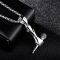Ciondolo microfono argento stile punk con catena, collana hip hop per cantanti - Microfono
