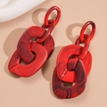Orecchini pendenti a catena in acrilico rosso marmorizzato dal design geometrico unico - Catena a Triplo Anello (Perno in Acciaio) / Motivo Marmo Rosso