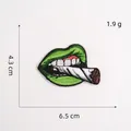 Detail-Stickerei-Aufnäher mit grüner Lippe und Zigarette, Maße 6.5 x 4.3 cm - 4# Lippen Aufnäher