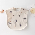 Cremefarbenes Baby-Lätzchen mit Weltraummustern und wasserdichter Auffangtasche - Pu-waschfreie Schürze - Small Universe / Einheitsgröße