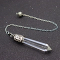 Natürlicher klarer Kristallpendel Anhänger mit silberner hohler Kappe und Metallkette - Hohlkette / Synthetisches Klar