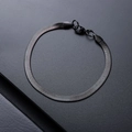 Bracciale a catena a spina di pesce nero minimalista in acciaio inossidabile da uomo - Bracciale a Osso di Serpente / Nero Nuoto